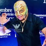 Rey Mysterio Sr. and Jr.: A Legacy of High-Flying Lucha Libre Excellence”.WWE legend Rey Meysterio